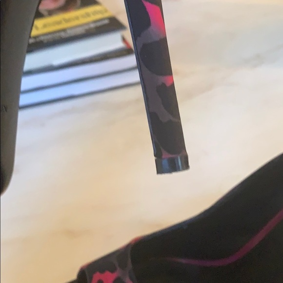 Women’s shoes - Picture 3 of 3